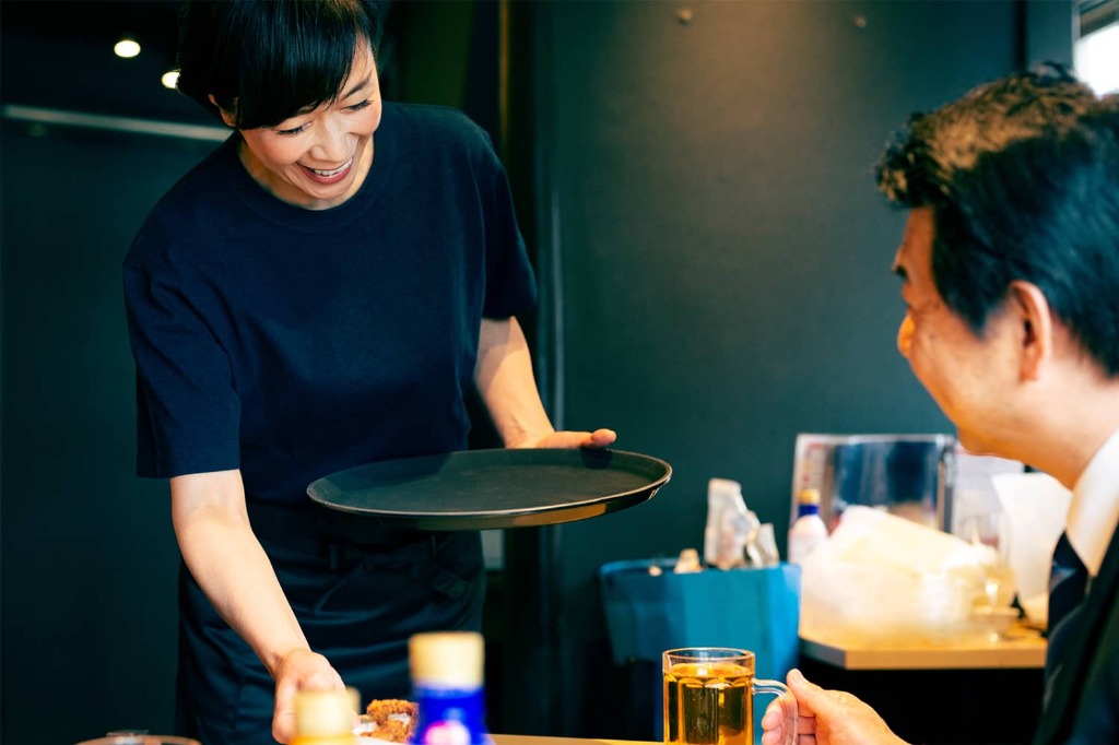 接客NO1を目指します